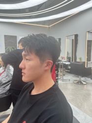 -ON STAR SALON