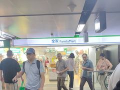 -全家便利店(杭州龙翔桥地铁站店)