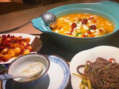 -望蓉城·古法酸菜鱼·川小馆(金桥国际店)