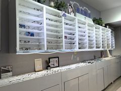 -天空之镜眼镜店蔡司依视路授权店(天通苑店)