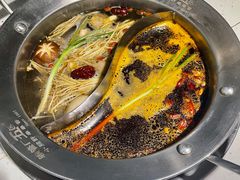 -钢管厂五区小郡肝串串香(奥克斯广场锦城万达店)