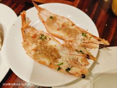 -广州万富希尔顿酒店·感趣自助餐厅·金秋蟹宴生蚝海鲜刺身