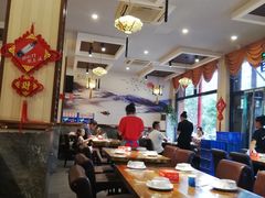 大堂-华盛园卷子王农家菜水库鱼