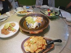 -阿瓦山寨·湘菜现炒·剁椒鱼头王(咸阳总店)