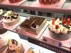 -巴黎贝甜(大宁国际商业广场店)