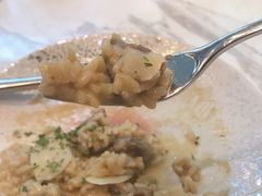 -La Mer Restaurant & Lounge