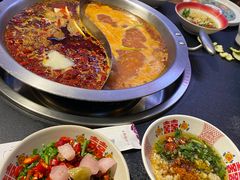 -沸炉重庆老火锅(军事博物馆店)