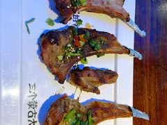 苏尼特金质烤羊排-三个蒙古大叔羊肉串(大宁店)