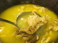 -鲜入围煮花胶鸡海鲜火锅