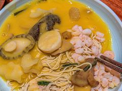 -裕兴记•蟹黄面馆(人民广场店)