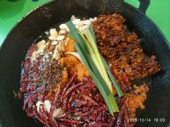 -周幺妹重庆老火锅(银泰城总店)