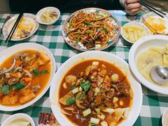 新疆大盘鸡-新疆巴州金丝特餐厅(大钟寺店)