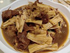牛腩炖腐竹-东四民芳餐厅(世茂工三店)
