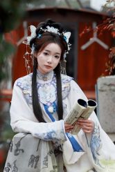 -一揽芳华汉服旗袍体验馆(拙政园店)