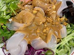 -鑫渔港海鲜本地菜·山海关浑锅(东戴河店)