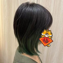 -HAIR CORNER