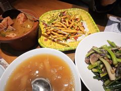 -黄泥岗·地道湖北菜(奥特莱斯店)