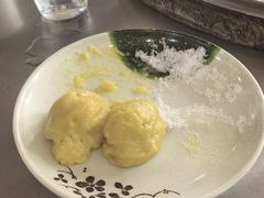 -粘豆包柴火铁锅炖