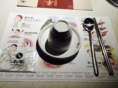 餐具摆设-本家韩国烤肉(青岛万象城店)