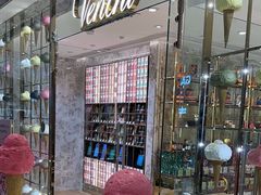 -VENCHI 闻绮(北京国贸商城店)