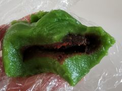 豆沙青团-许阿姨糕团店(南京总店)