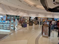 -王权免税店(普吉机场店)