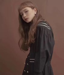 -AYO SALON