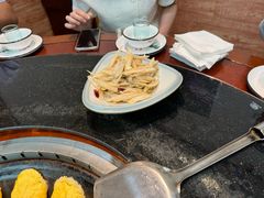 -铁锅炖灶台鱼老三炖鱼馆