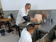 -黄阿姨锅贴大王(万航渡路店)