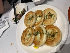 葱花油饼-万龙洲海鲜(大兴绿地缤纷城店)