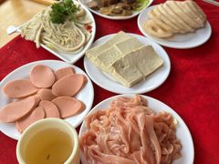 -山城年华老火锅(玉林店)