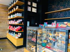 零售区-星巴克(洛阳中州路王府井店)