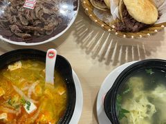 -闫家驴肉老店(华电一校店)