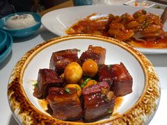 叶氏招牌红烧肉-荷塘秋月·本帮江浙菜(国权路店)