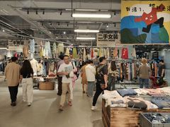 -多抓鱼循环商店(虹桥天地店)