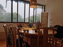 -大众跷脚牛肉馆·非遗传承单位(峨眉山店)