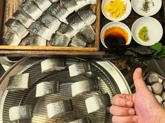 -围炉肉舍•炭烤活鳗•丹东海鲜烤肉(步行街店)