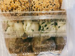 -白玉兰食品甜凤店(合生汇店)
