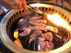 -炼火烤肉店