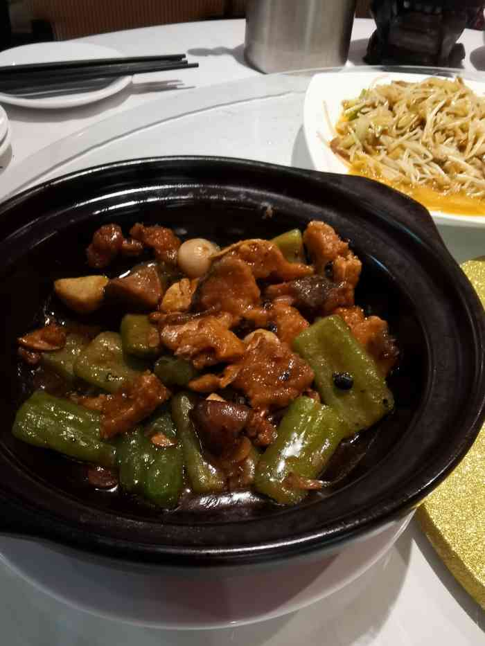 味国厨房(滨江东店)