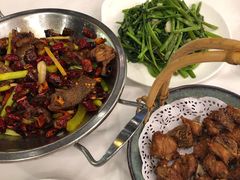 -围龙屋客家食府(福田店)