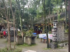 -土砂锅生态山庄·非遗砂锅雅鱼