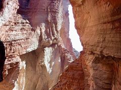 -天山神秘大峡谷