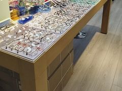 -天空之镜眼镜店蔡司依视路配镜授权零售店(望京颐堤港店)
