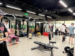 -超级猩猩健身·私教(上海体育场店)