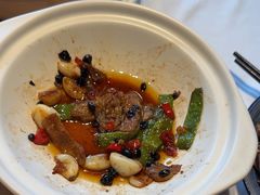 -八府香鸭·啫啫煲(华山路店)