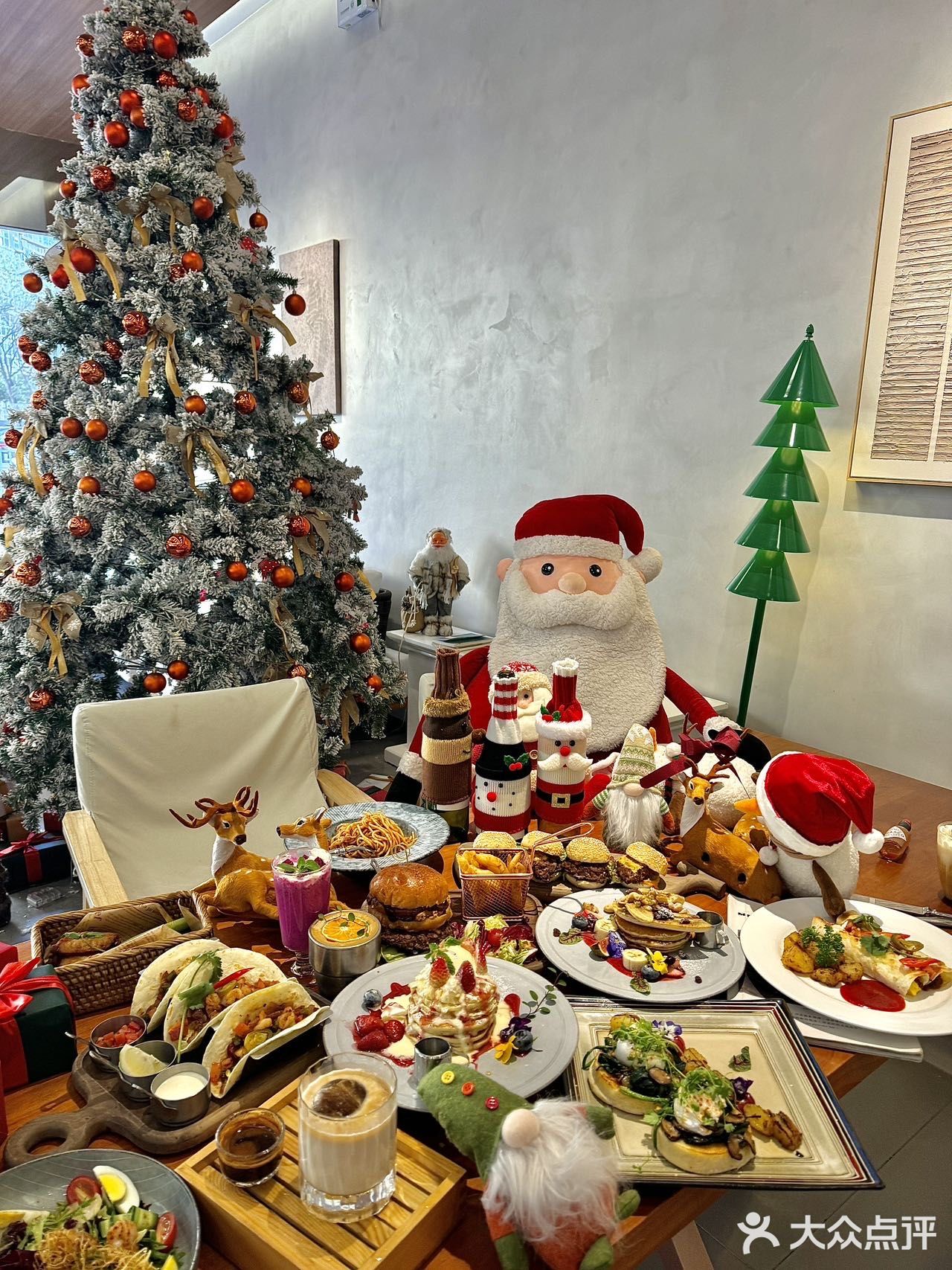 郑州这家漂亮 brunch	 松弛氛围感拉满