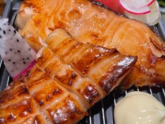 -萤初高端日料王(曲江银泰店)