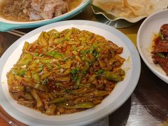 -那家老院子东北菜·饺子·小鸡炖蘑菇(艳华街店)