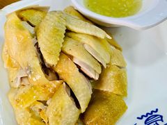 白切文昌鸡-蓝湾碧波·老字号·疍家非遗海上餐厅